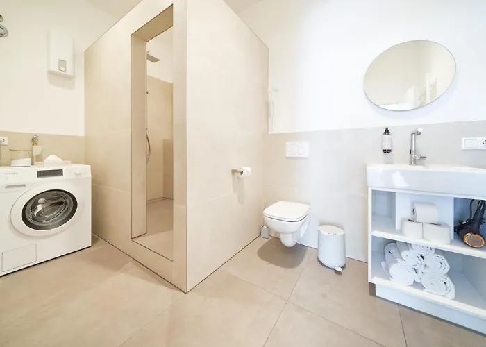 Design Mit Kostenfreiem Garagen Parkplatz Im Zentrum Apartment